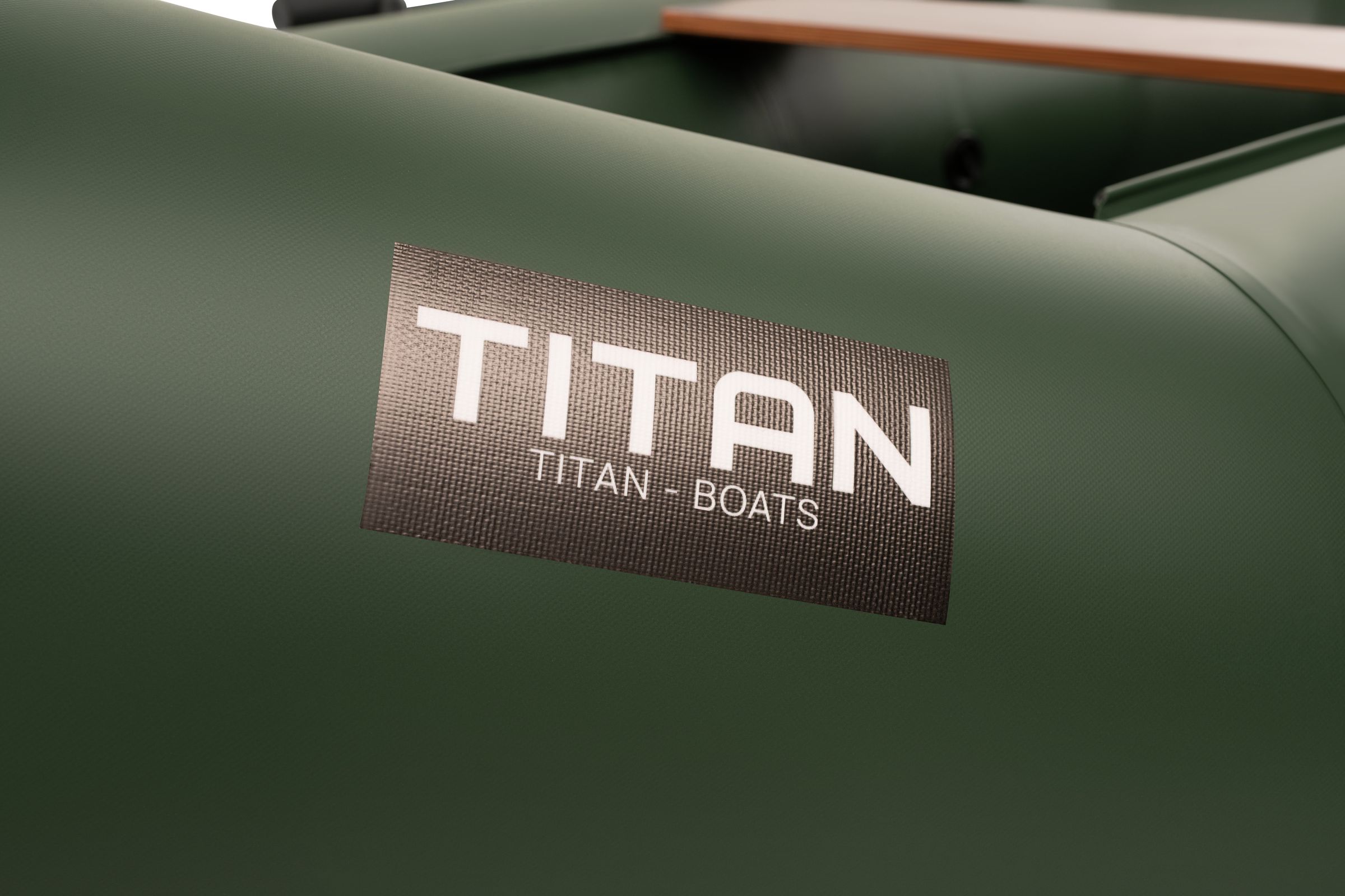 Titan 260